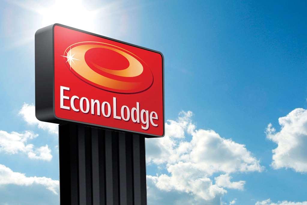 Econo Lodge Portage Extérieur photo